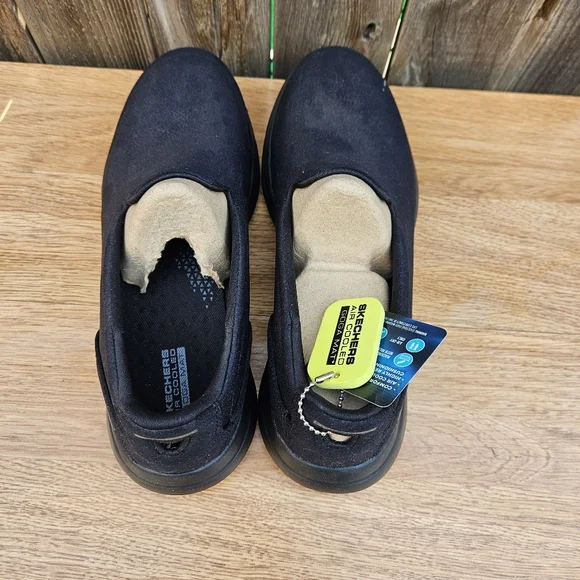 Skechers Womens  Black and Tan Slip-On Loafers Size 9.5 - Picture 14 of 16